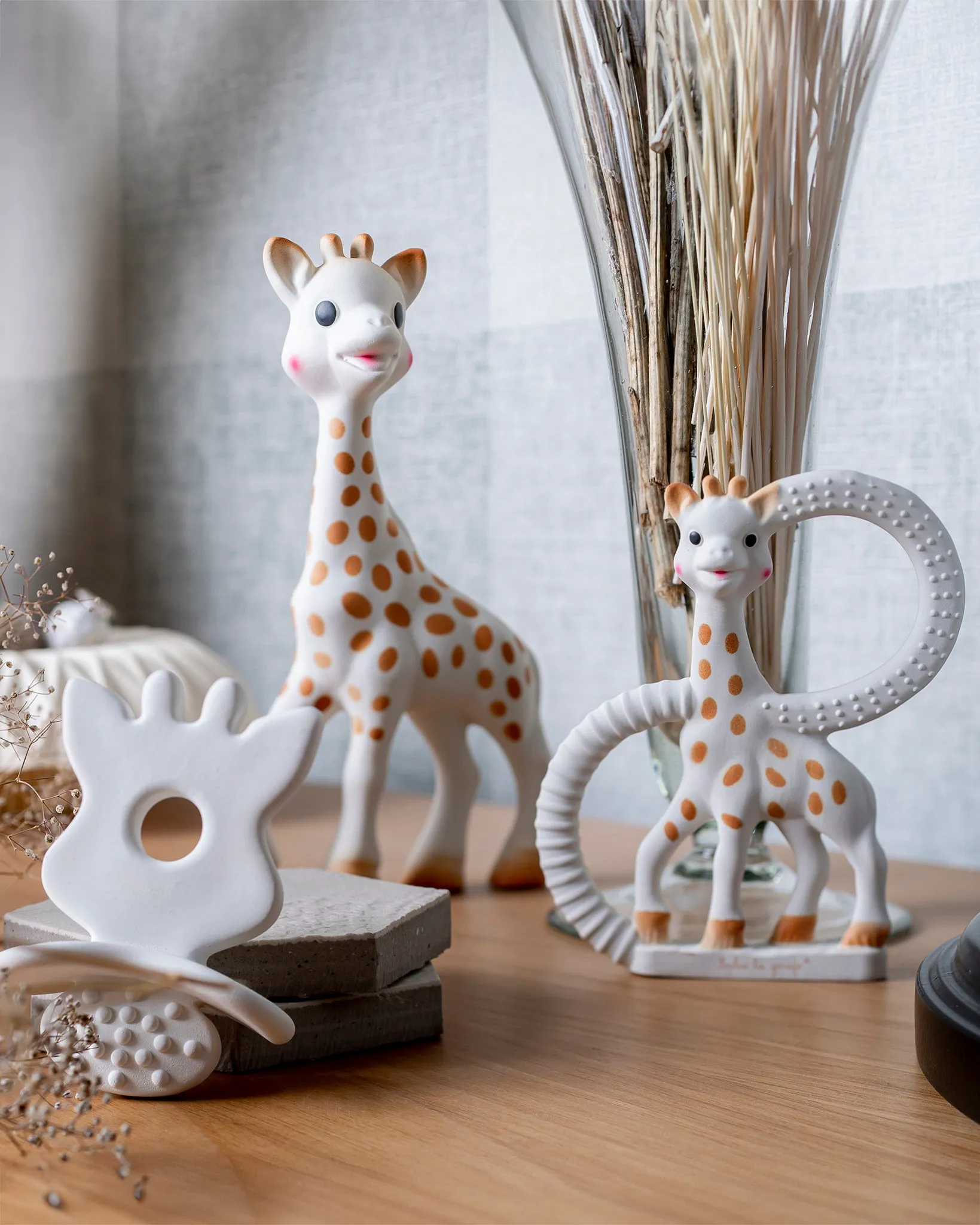 Sophie The Giraffe - So Pure Very Soft Teething Ring